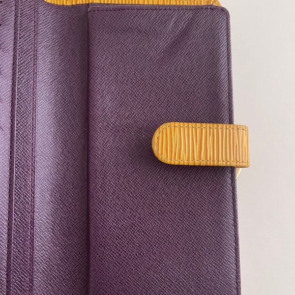 ** Vintage ** Louis Vuttion Epi French Purse Leather Wallet Yellow - Picture 5 of 16